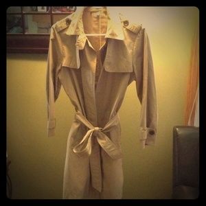 Sophisticated Gap Trench Coat